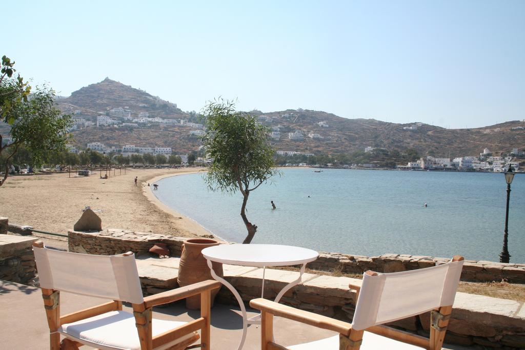 Petra Holiday Village イオス島 チョーラ エクステリア 写真